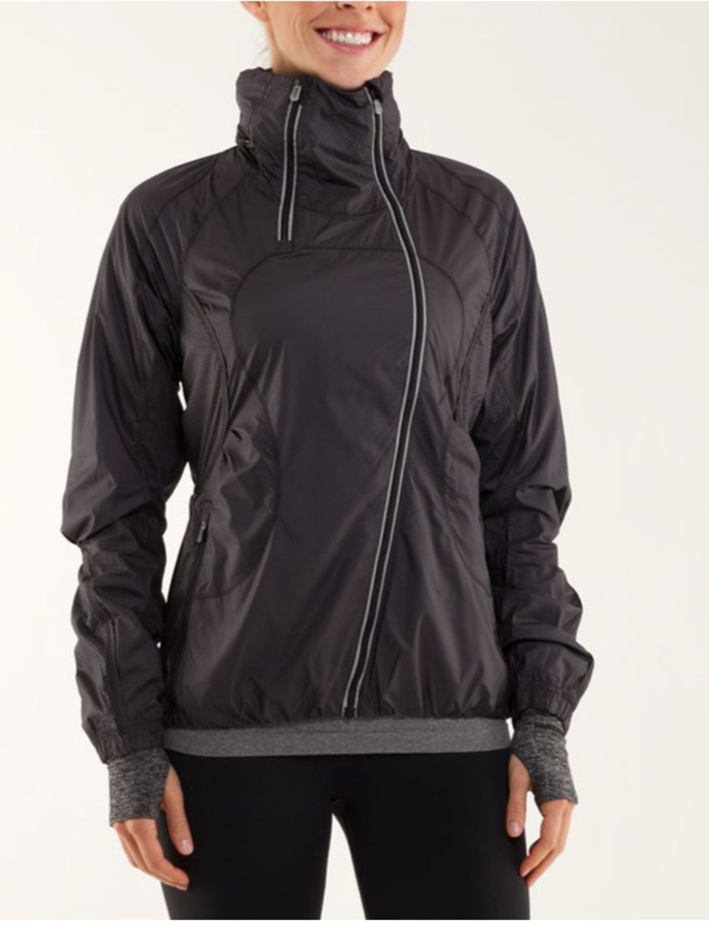 Lululemon Run: Inspire Jacket size 12  one broken zipper on pocket or else new!